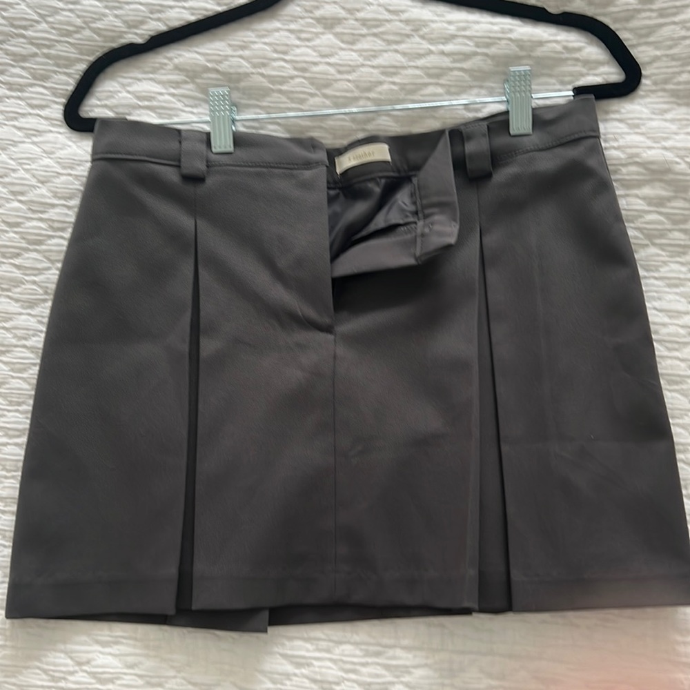 Frankie Shop Kitou pleated schoolgirl skirt